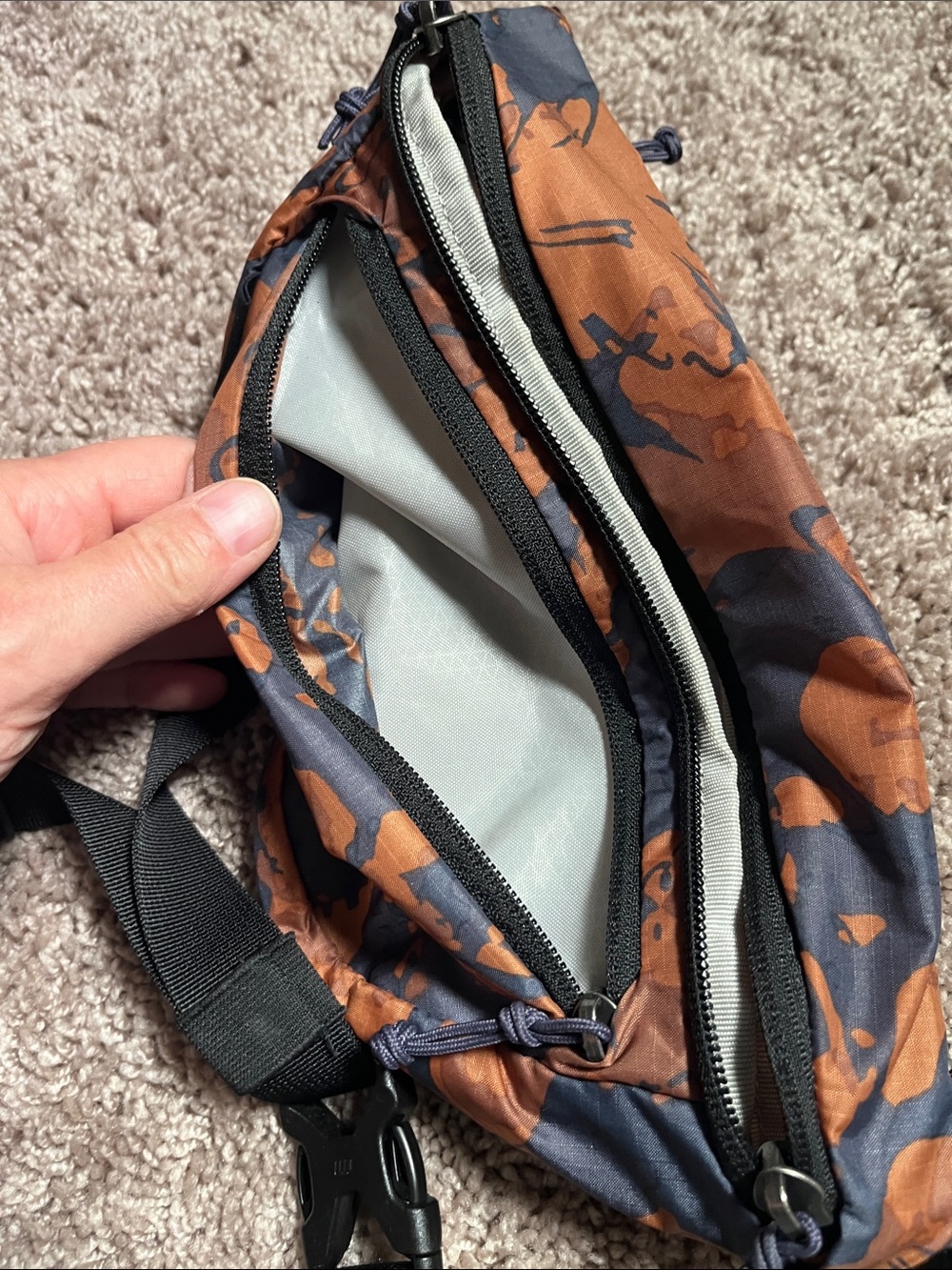 REI Fannypack - Picture 5 of 5